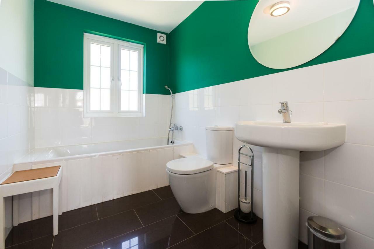 Lake Cottage - A Large Holiday Home In Thorpeness - Close To The Beach And The Meare - Aldeburgh Coastal Cottages Екстериор снимка